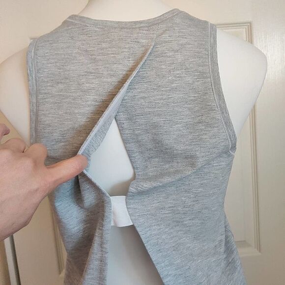 Lululemon Minimal Tank Heathered Power Grey - Picture 5 of 9